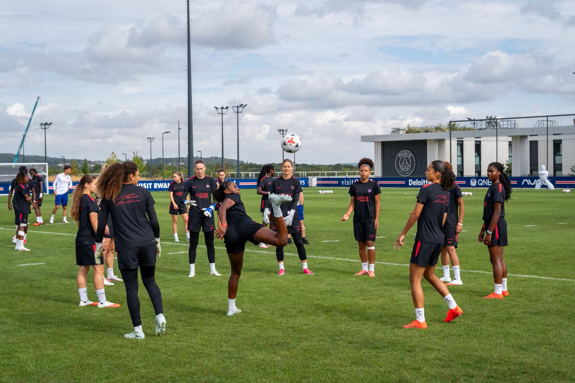 Le PSG dévoile son groupe pour affronter Brighton