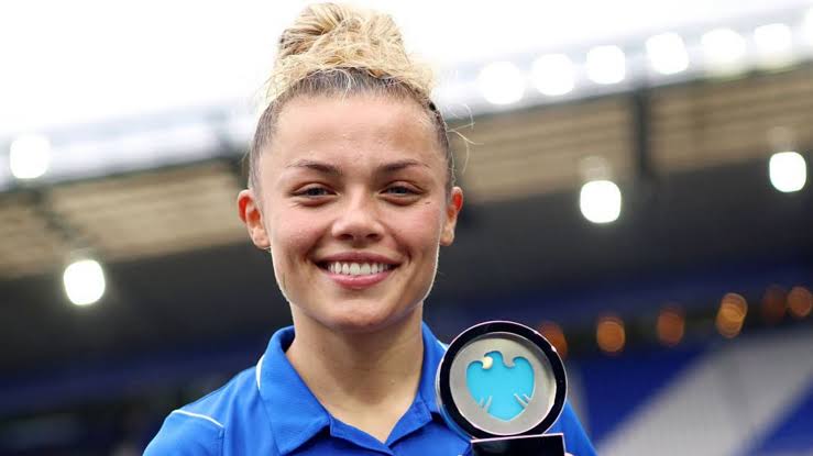Océane Hurtré découvre les Bleues