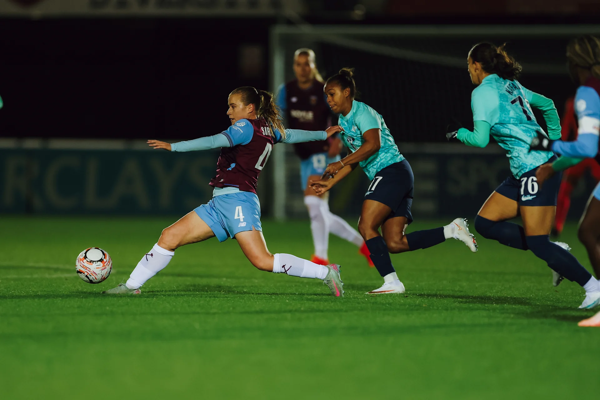 City Lionesses dans un duel marqué par la présence de nombreuses Bleues