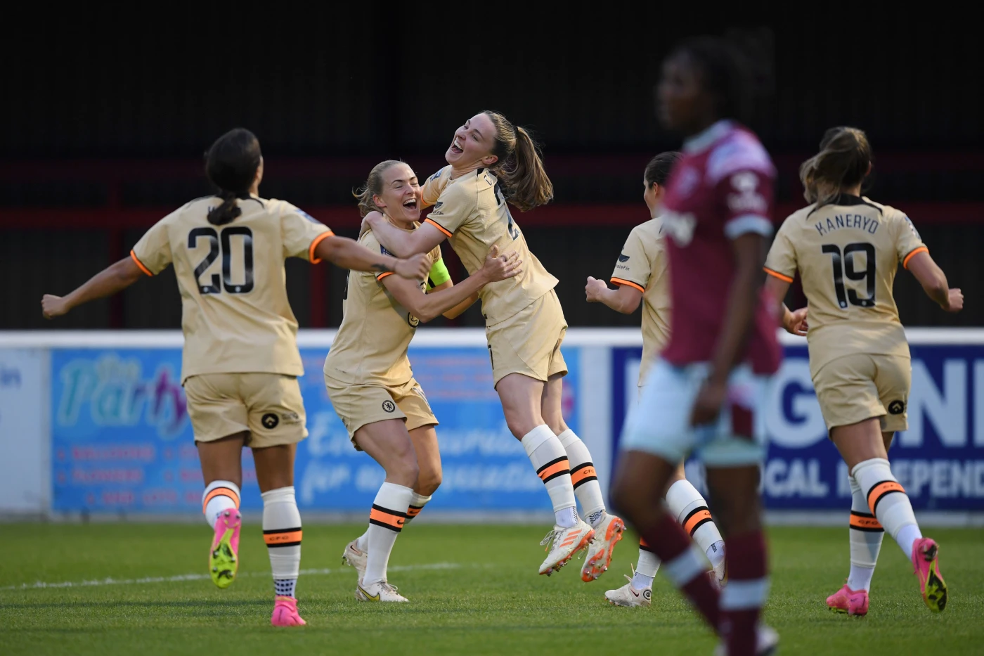 FA WSL (Matches en retard) : Chelsea repasse devant Manchester United