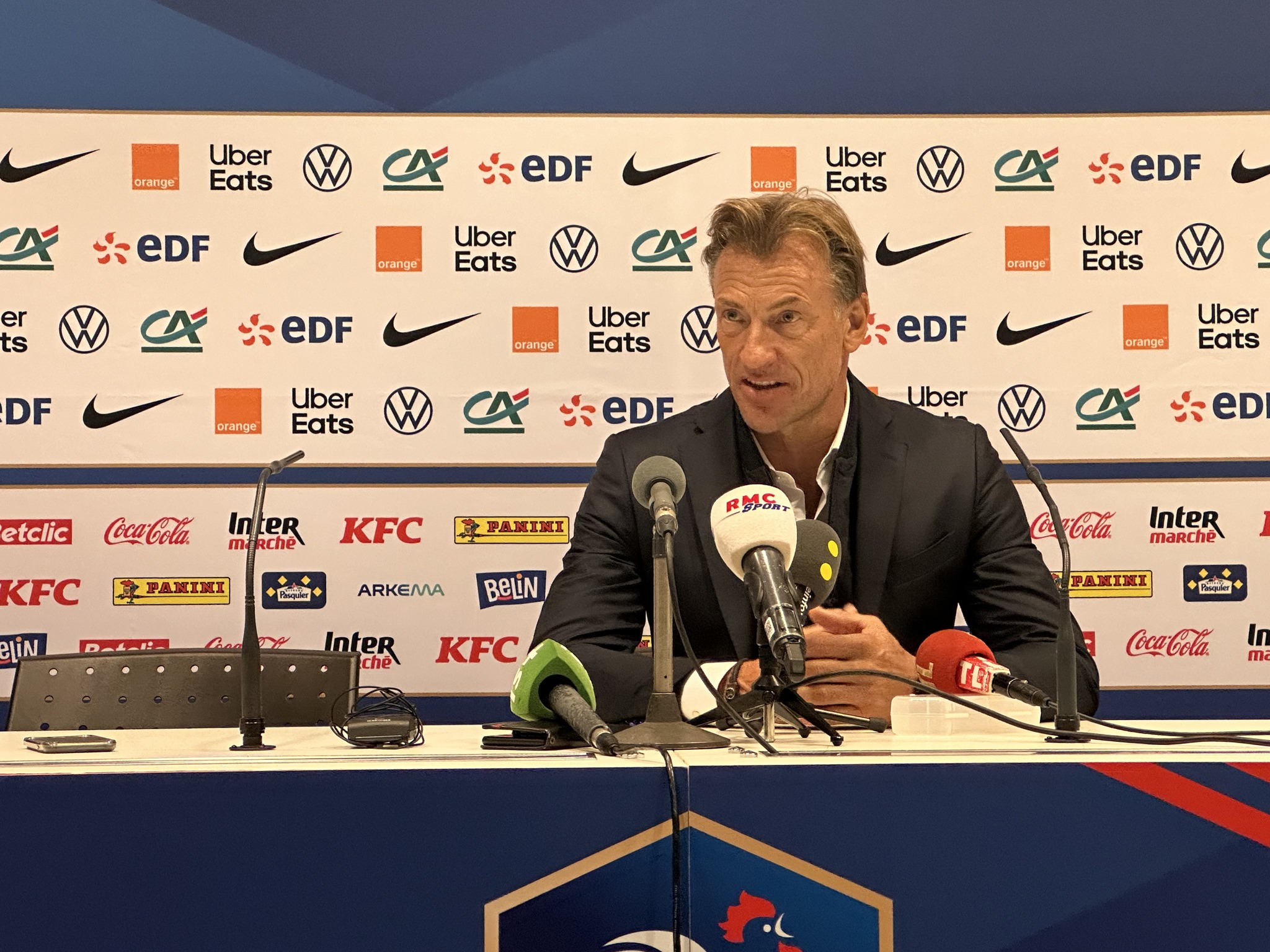 Hervé Renard (Bleues) : « Il faut être concentrés sur chaque match et très déterminés. »