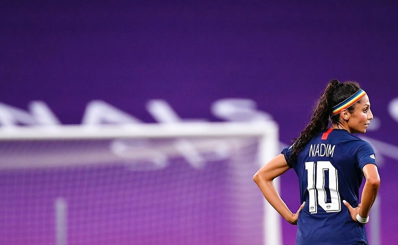Fuir la guerre pour devenir star du foot et chirurgienne : l’incroyable destin de Nadia Nadim