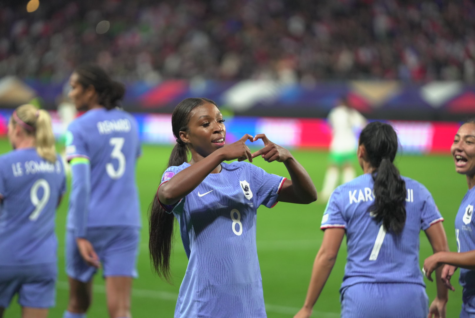 Grace Geyoro (Bleues) : « On sait qu'on doit améliorer ces petits détails-là pour la suite. »