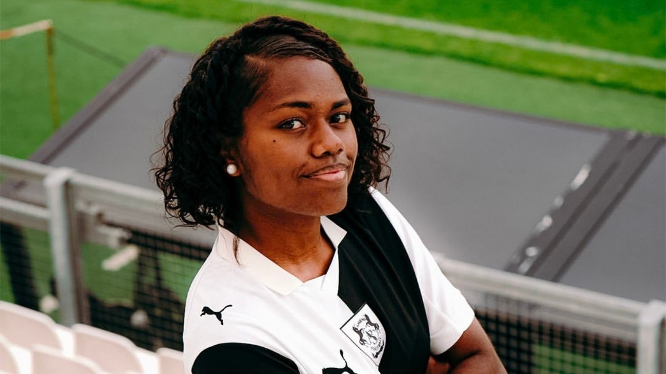 JULIA, DE NOUVELLE-CALÉDONIE À L’AMIENS SC
