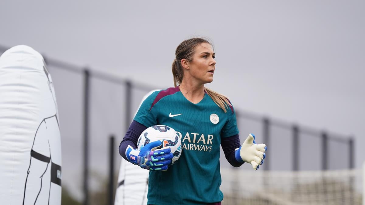 PSG (F) : Mary Earps revient sur la saison et évoque la demi-finale face au PFC.