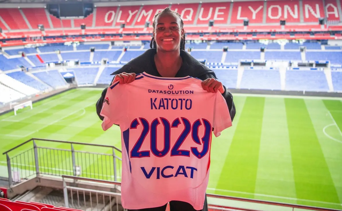 Marie-Antoinette Katoto rejoint l’OL Lyonnes jusqu’en 2029